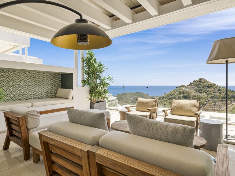 Apartment for Sale in Ojén, Malaga 1