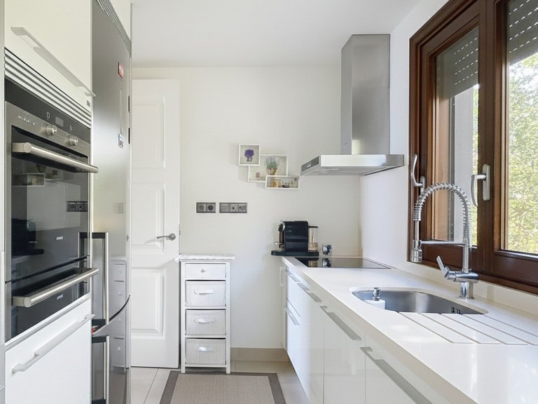 Apartment for Sale in Estepona, Malaga 5