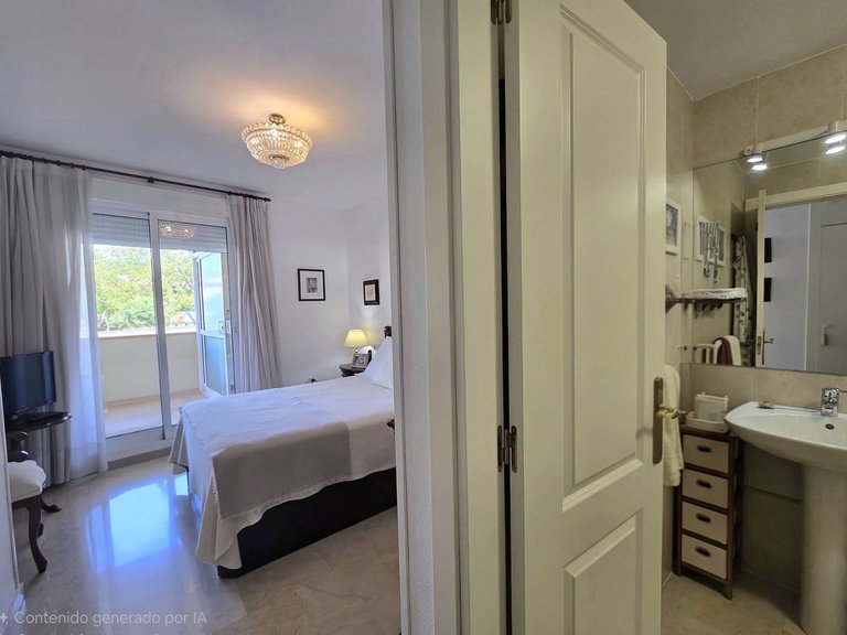 Apartment for Sale in Fuengirola, Malaga 11