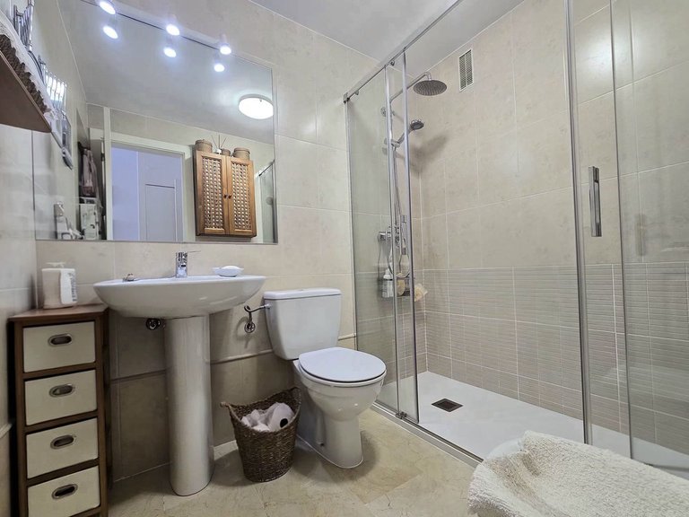 Apartment for Sale in Fuengirola, Malaga 13