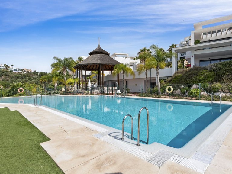 Apartment for Sale in Benahavís, Malaga 43