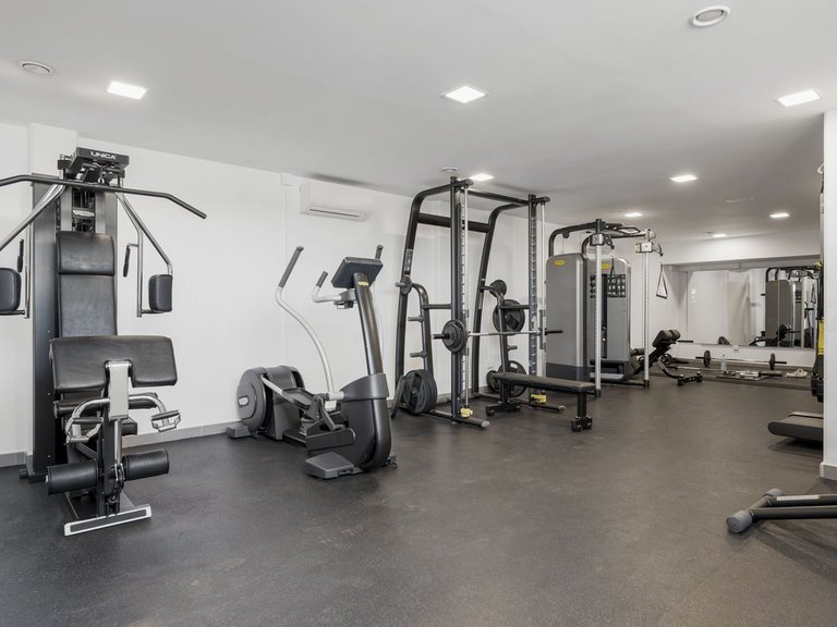 Apartment for Sale in Benahavís, Malaga 44