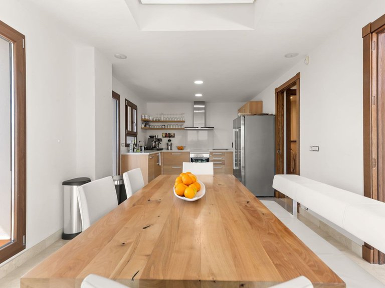 Villa for Sale in Benahavís, Malaga 14