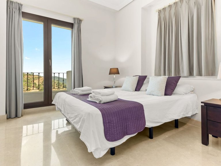 Villa for Sale in Benahavís, Malaga 17