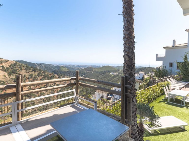Villa for Sale in Benahavís, Malaga 4