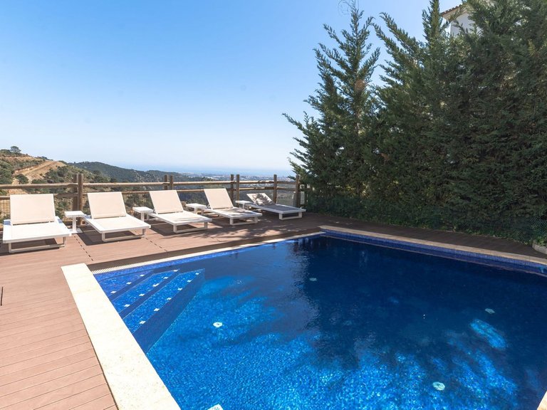 Villa for Sale in Benahavís, Malaga 6