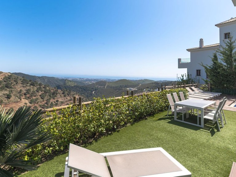 Villa for Sale in Benahavís, Malaga 7