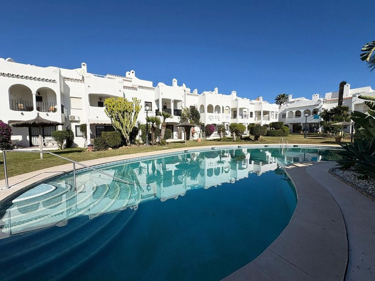 Villa for Sale in Bel Air, Malaga 1