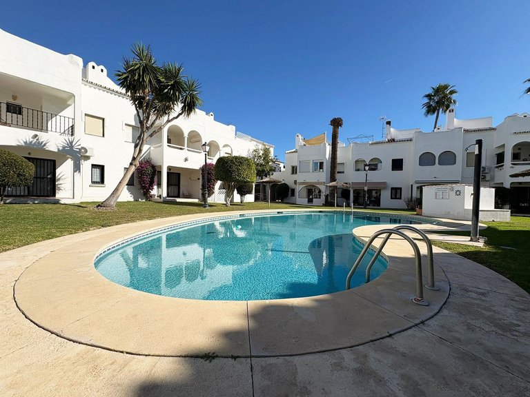 Villa for Sale in Bel Air, Malaga 26