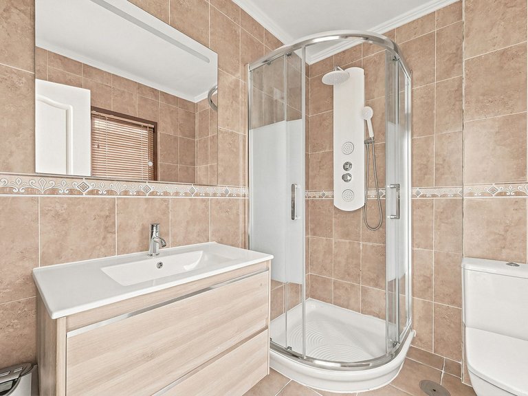 Villa for Sale in Hacienda Las Chapas, Malaga 13