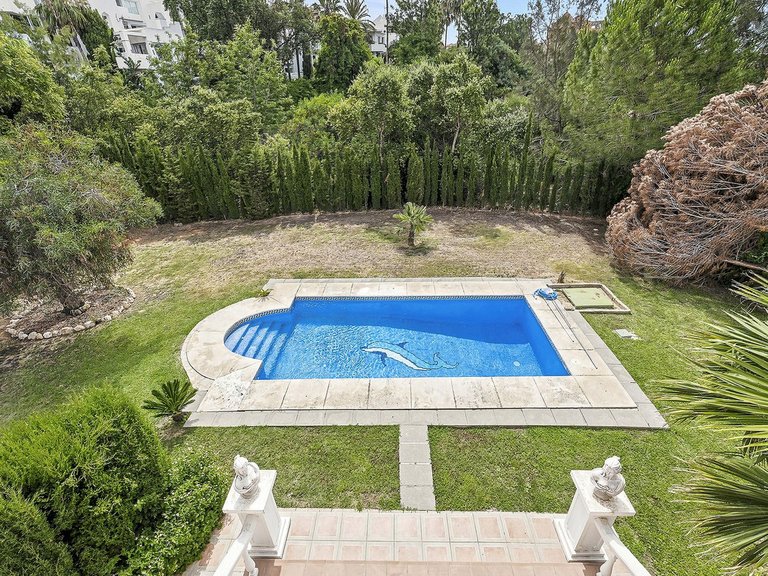 Villa for Sale in Hacienda Las Chapas, Malaga 22
