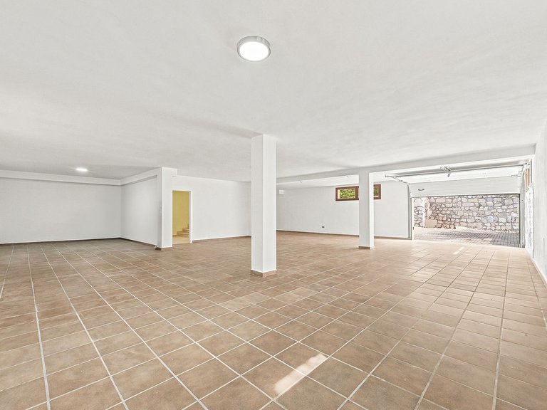 Villa for Sale in Hacienda Las Chapas, Malaga 23