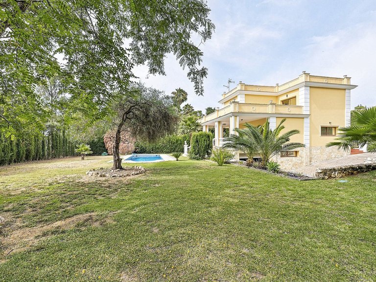Villa for Sale in Hacienda Las Chapas, Malaga 25