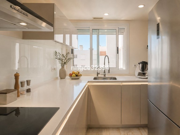 Apartment for Sale in San Pedro De Alcántara, Malaga 1