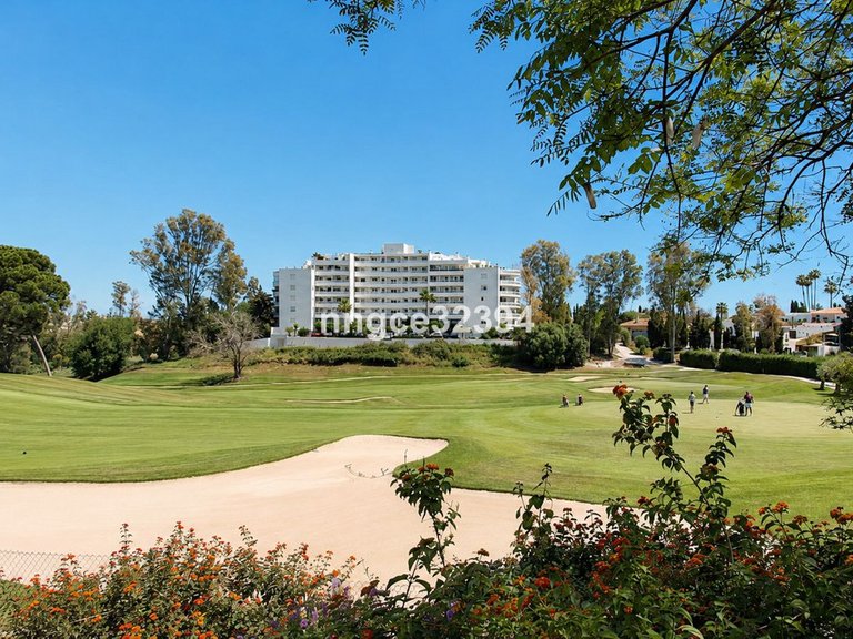 Apartment for Sale in San Pedro De Alcántara, Malaga 12