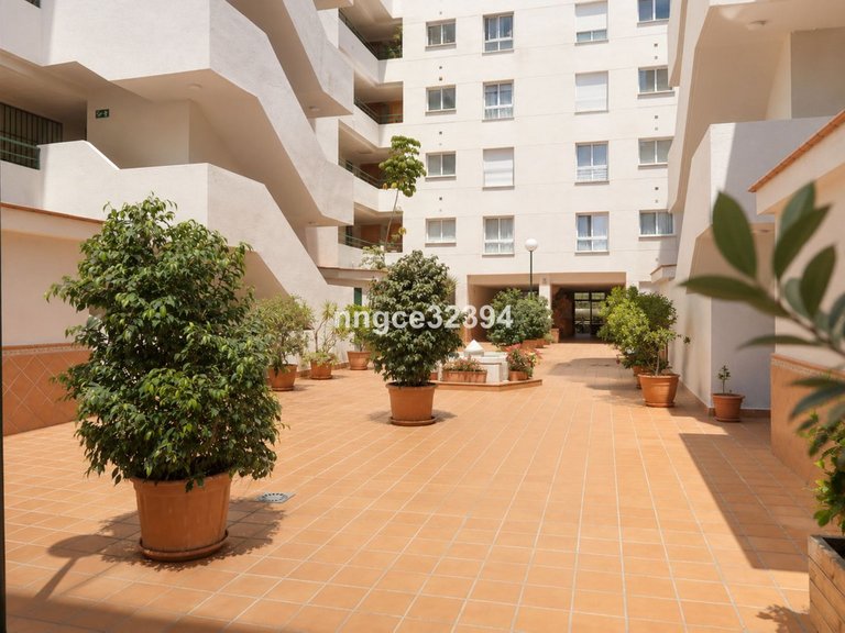Apartment for Sale in San Pedro De Alcántara, Malaga 29