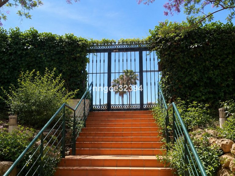 Apartment for Sale in San Pedro De Alcántara, Malaga 30