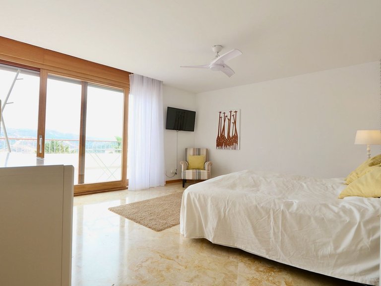 Apartment for Sale in Altos De Los Monteros, Malaga 28