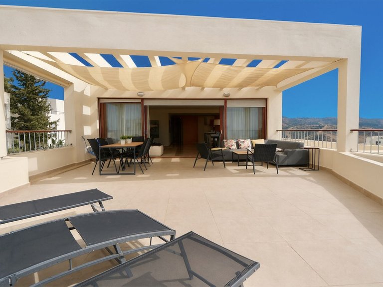 Apartment for Sale in Altos De Los Monteros, Malaga 5