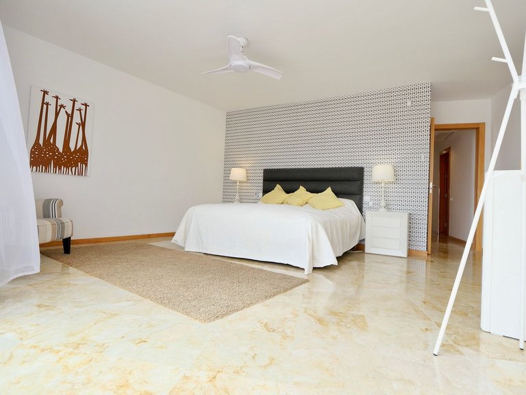 Apartment for Sale in Altos De Los Monteros, Malaga 7