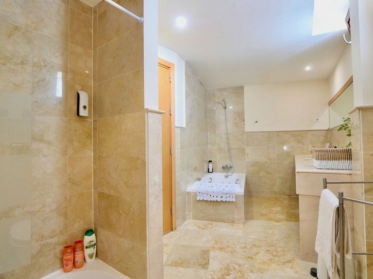 Apartment for Sale in Altos De Los Monteros, Malaga 8