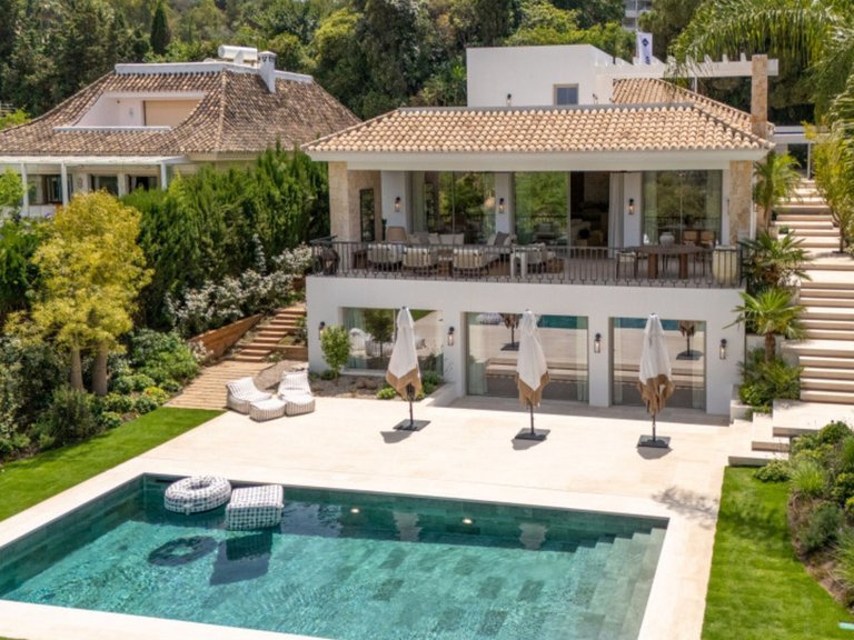 Villa for Sale in Marbella, Malaga 4
