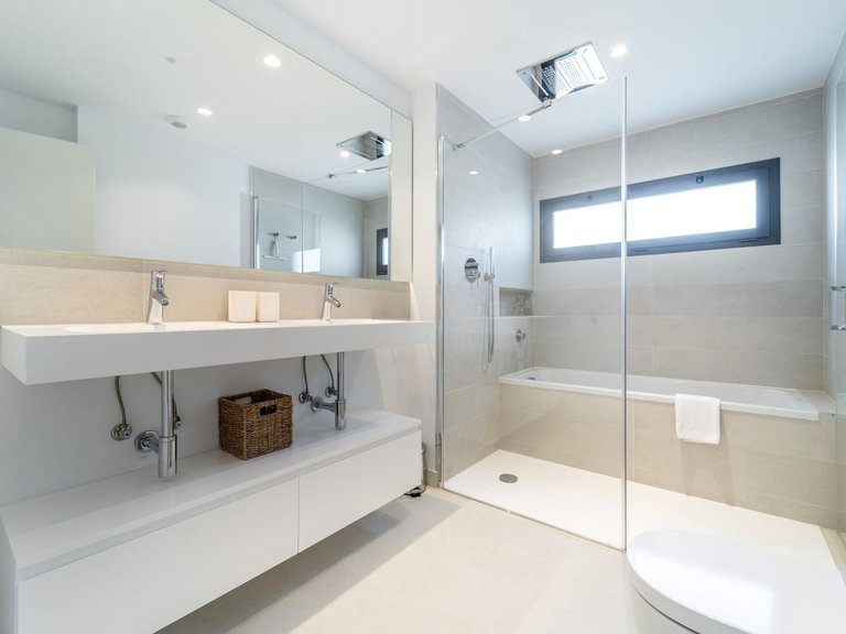 Apartment for Sale in Fuengirola, Malaga 32