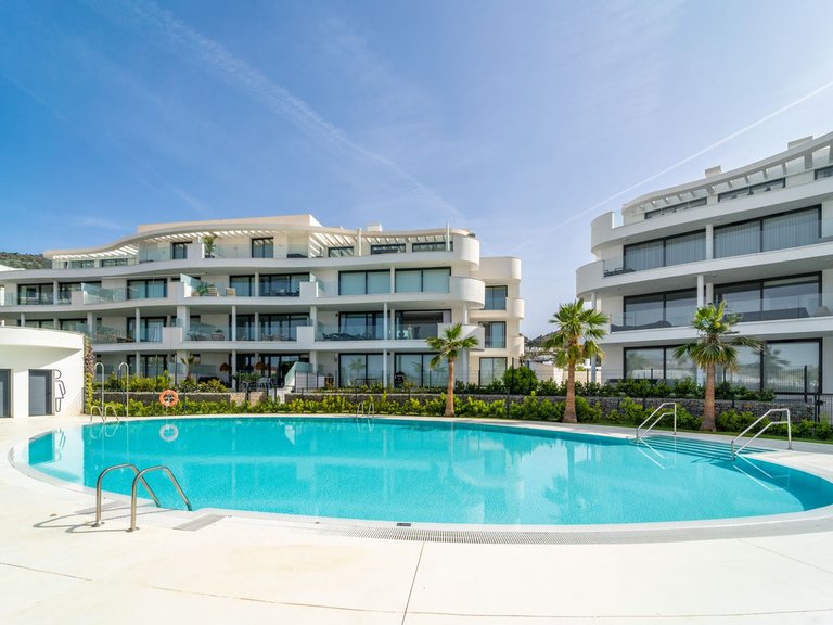 Apartment for Sale in Fuengirola, Malaga 41