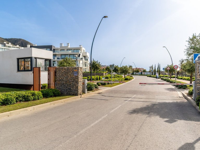 Apartment for Sale in Fuengirola, Malaga 46