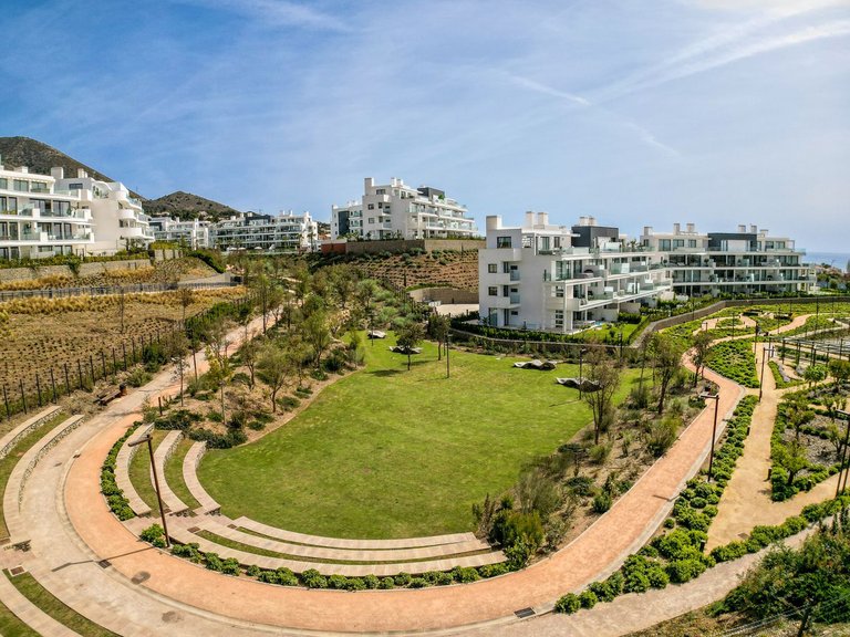 Apartment for Sale in Fuengirola, Malaga 48