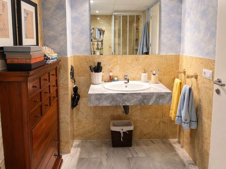 Apartment for Sale in Nueva Andalucía, Malaga 12