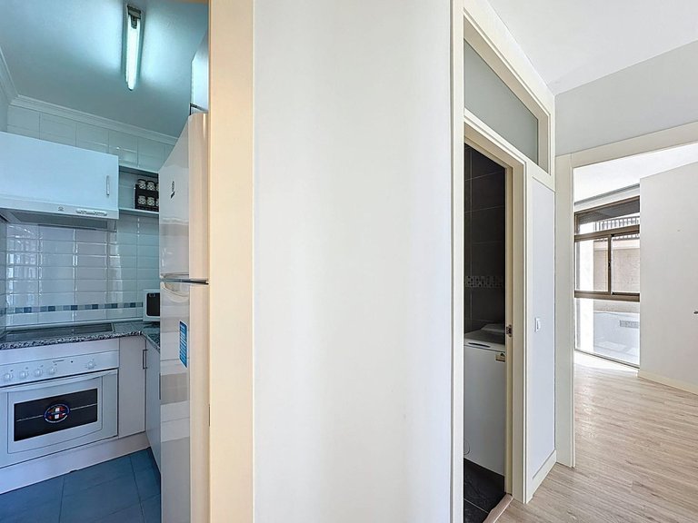 Apartment for Sale in Malagueta, Malaga 16