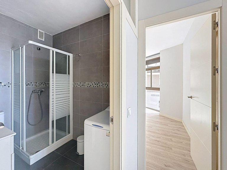 Apartment for Sale in Malagueta, Malaga 19