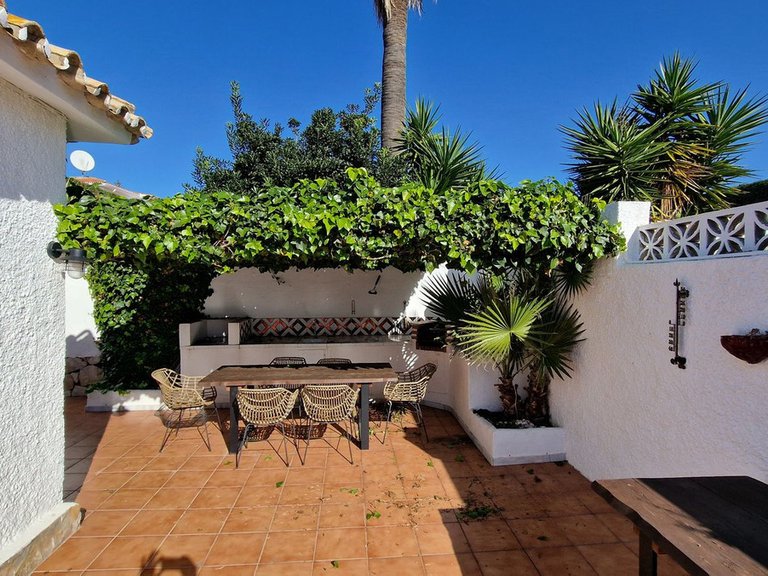 Villa for Sale in Calahonda, Malaga 17