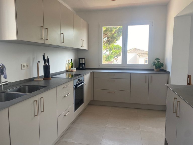 Villa for Sale in Calahonda, Malaga 4