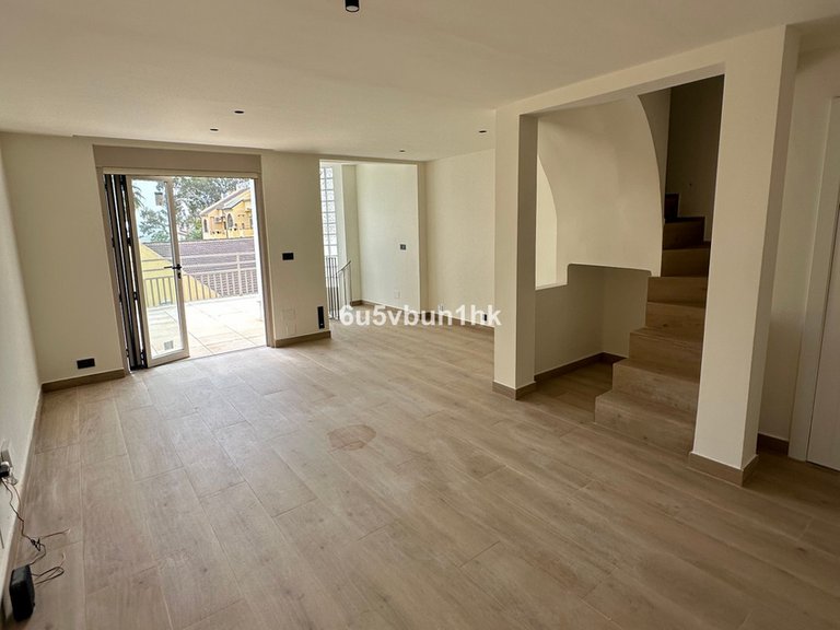 Villa for Sale in Málaga, Malaga 22