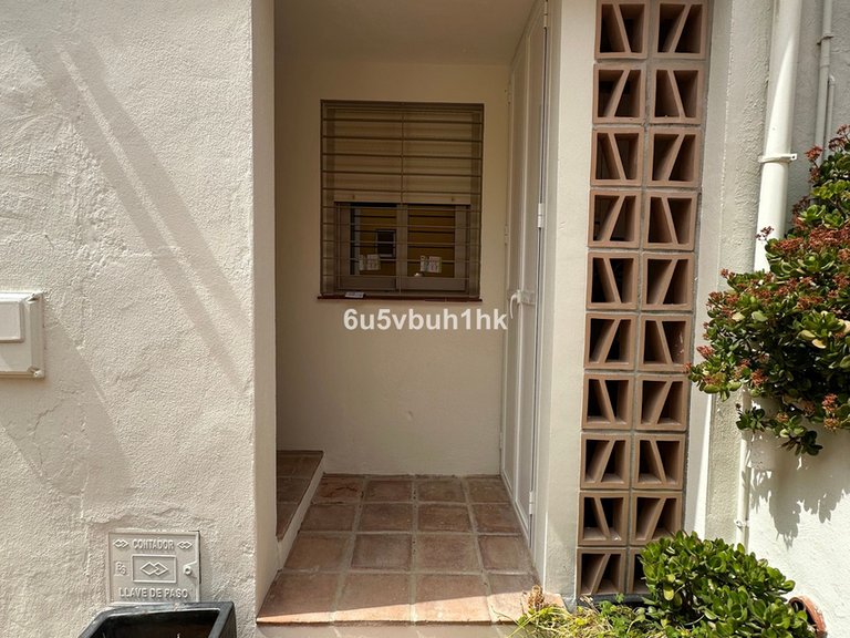 Villa for Sale in Málaga, Malaga 29