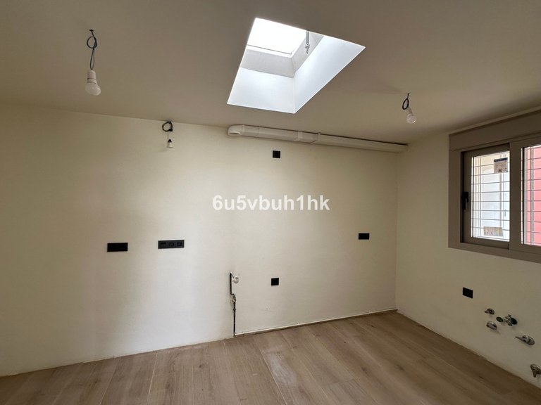Villa for Sale in Málaga, Malaga 8