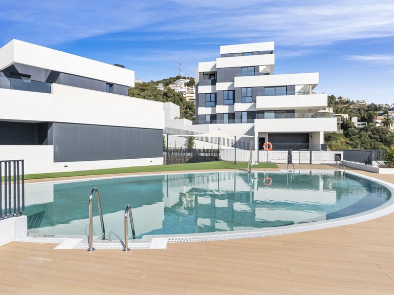 Apartment for Sale in Altos De Los Monteros, Malaga 26