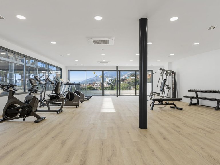 Apartment for Sale in Altos De Los Monteros, Malaga 28