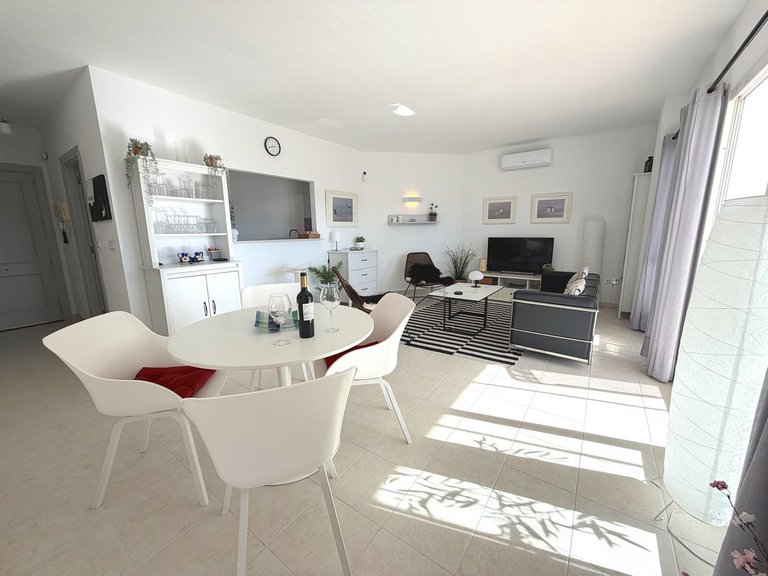 Apartment for Sale in Higueron, Malaga 37
