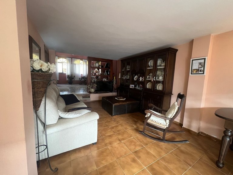 Villa for Sale in Estepona, Malaga 10