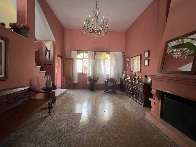 Villa for Sale in Estepona, Malaga 11