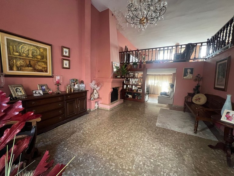 Villa for Sale in Estepona, Malaga 2