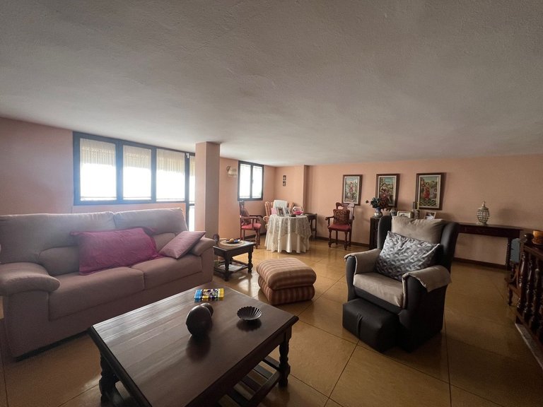 Villa for Sale in Estepona, Malaga 26