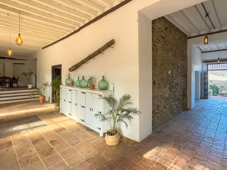 Villa for Sale in Montes De Málaga, Malaga 15
