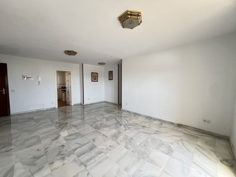 Apartment for Sale in Torremolinos, Malaga 25