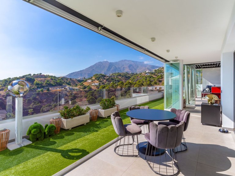 Apartment for Sale in Estepona, Malaga 10