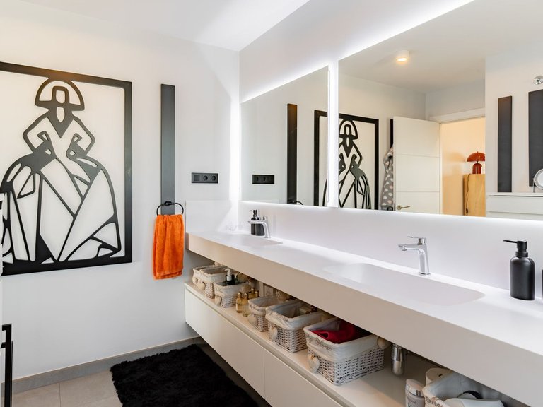 Apartment for Sale in Estepona, Malaga 16