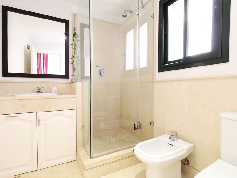 Apartment for Sale in Benahavís, Malaga 14